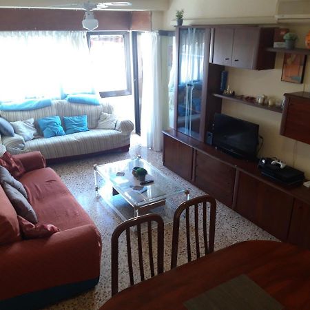 Central Accommodation Alicante Bagian luar foto