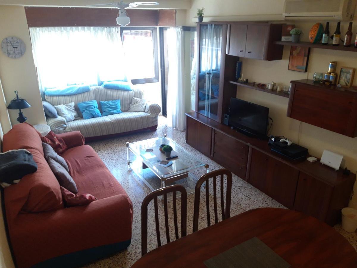 Central Accommodation Alicante Bagian luar foto